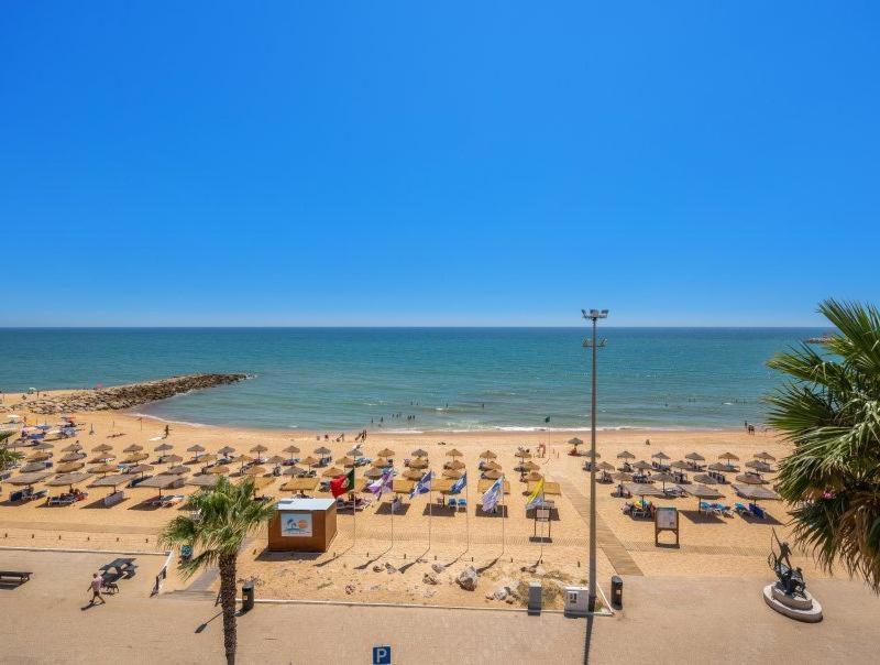 Princess Retreat Beautiful Modern Aprt 2 Min Walk From Quarteira Beach Esterno foto